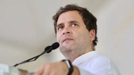 நாக்பூரில் இருந்து ஆளப்படக்கூடாது தமிழகம்: காங்கிரஸ் தலைவர் ராகுல் காந்தி