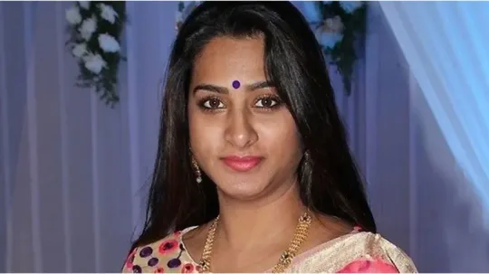பரபல நடகயன கணவர தடர மரணம, அதரசசயல தனனநதய தரயலகம