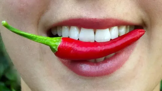 உங்கள் உணவில் மிளகாய் சேர்த்துக்கொண்டால் மாரடைப்பு அபாயத்தை 40 சதவீதம் குறைக்கலாம்