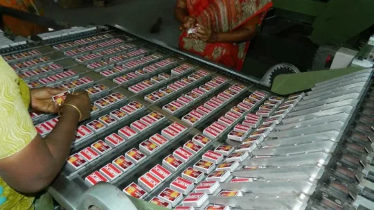 தமழநட கரன: தபபடட தழலளரகளகக தல ர.1000 நவரணம