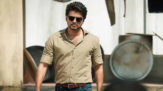 வஜயயன மஸடர படம ஆனலனல லக, இயககனர லகஷ கனகரஜ வணடகள