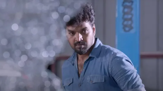 எண்ணித் துணிக தமிழ் முழு படம் வெளியாகியுள்ளது