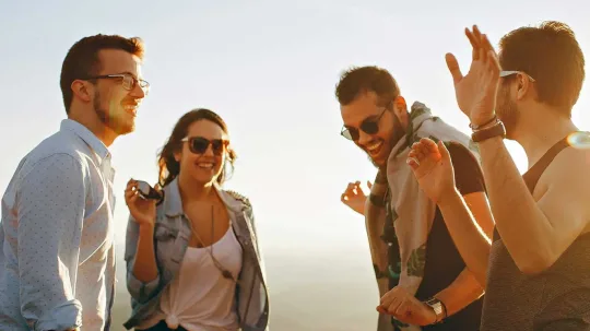 National Brothers Day 2024 - தசய சகதரரகள தனம - சறபப பநதம