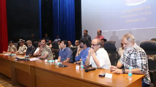 Telungu Cinema Stars and Police Press conference