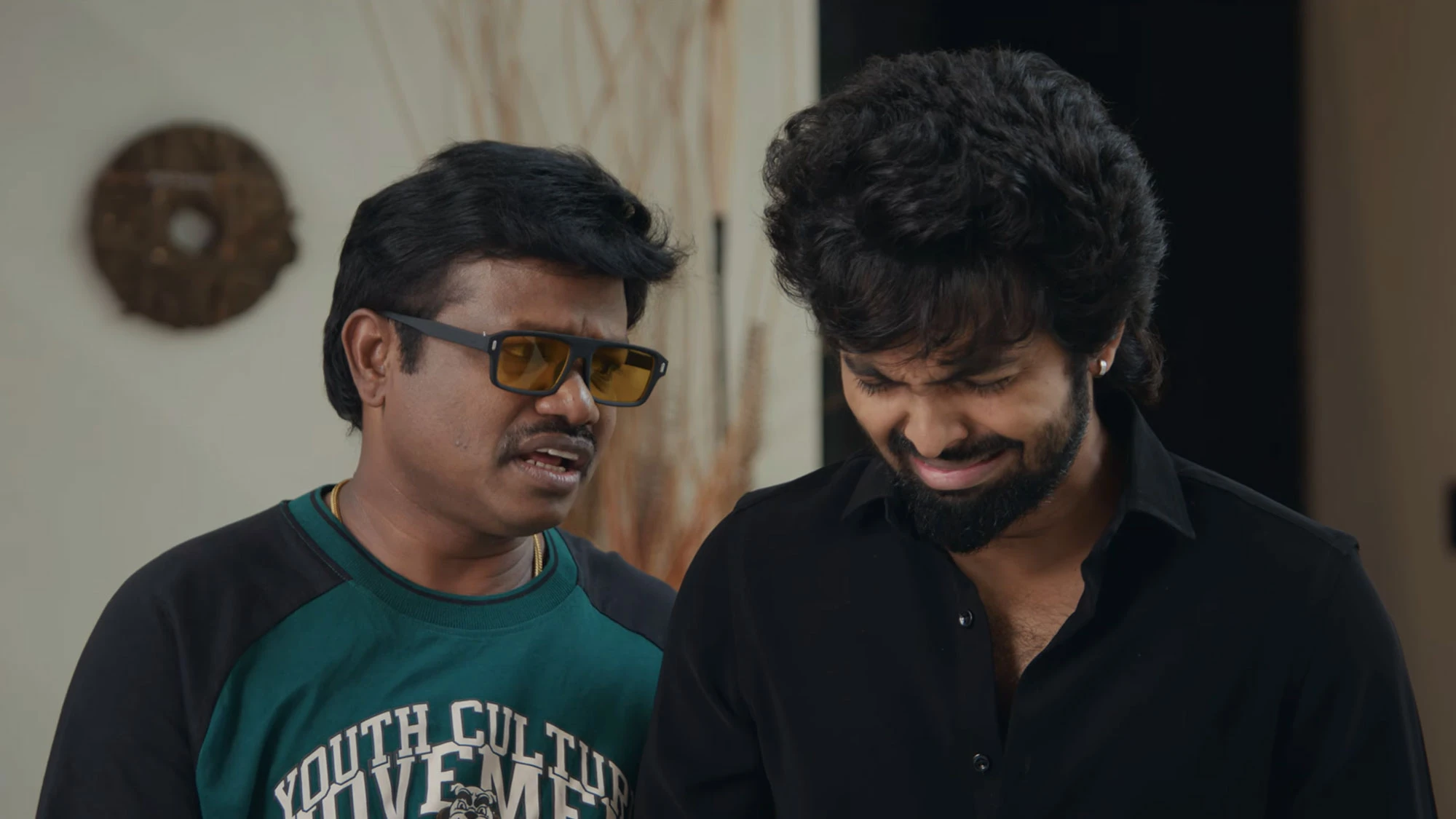 Madurai Muthu in Happy Raj Movie